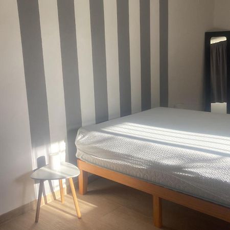 Apartamento Monolocale Fronte Mare Porto Torres Exterior foto